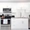 Modern & Stylish 1-Bedroom Unit
