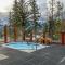 Inviting Rocky Mountain HOT TUB in Top Rated Condo managed by Little Sister Getaways