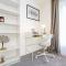 Alpha Properties 1 - Luxury One Bedroom within a Shared Four Bedroom House with Free Parking, Fast Wifi, SmartTV with Netflix