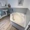 Anchor Cottage - beautiful two bedroom cottage in the heart of Holt