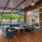 Stay Leisurely Country House, 4BHK Pool Karjat