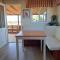 Cowboy Cottage with Sea View