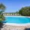 Villa Malaya con 2 piscine per 18 persone