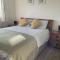 Newly Renovated 2 Bed house nr Fistral Beach & Gannel Estuary