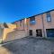 2 Bedroom House with Garden Next to River Tees