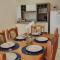 Residencial Cristinas-Apartamentos de 2-3 Quartos equipados com WiFi Garagem-Excelente Localização