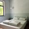 Shenzhen Loft Youth Hostel