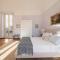 Large, luxurious family apartment in Biellas historic center