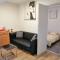 Joyeuse, superbe appartement denvirons 30m2.