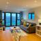 Amazing 2-bedroom apartment with lovely sea views
