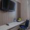 Sans Hotel Lynt Makassar