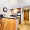 Mammoth Estates Condo - Free Parking & Pet Friendly