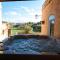 Centre Island Holiday Home with private pool and hot tub - Kerċem