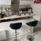 centre Pierrefonds superbe appartement + parking