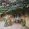 Cyprus Villages Hotel & Restaurant - Central Location - Bed & Breakfast - With Access To Pool And Stunning Views - Tóhni