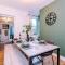 Stylish 2-Bed City-Centre Home in Chester by 53 Degrees Property - Ideal for Couples & Groups - Sleeps 6