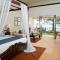 EKHO Lake House