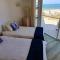 Linden Terrace 4 - 6 Sleeper - Wheelchair & Pet-friendly with Great Sea Views!