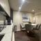 Sophisticated 1BR, 1 BA Chigwell Designer Flat CHCL F2 - Chigwell