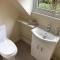 A spacious hidden gem with hot tub, lovely garden & views - 金顿