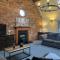 Pillory House Loft Apartment