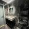 Queens Luxury Apartments Tirana
