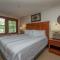 A117 One Bedroom Lake View