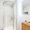 Cresta House - Modern Apartments
