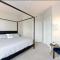 The Nest a Spacious 1 Bedroom Apartment with a Pool View