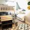 FIXER UPPER’s Original BARNDOMINIUM!! Sits on Private 16 wooded acres & lake