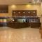 Iate Plaza Flat 613