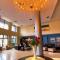 Iate Plaza Flat 613