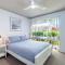 Kooringal 6, 105 Soldiers Point Rd - waterfront unit