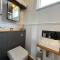 Poachers Hut at Keepers Cottage - Hot Tub & Pizza Oven - Trossachs