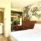 The Henry Hotel Roost Bacolod
