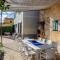 YourHouse Can Bombarda for groups up to 10 guests, perfect for cycling