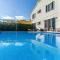 YourHouse Can Bombarda for groups up to 10 guests, perfect for cycling