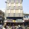 Hotel One Up - Ахмедабад