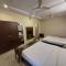 Hotel Raghav Palace 1 km Jaipur Junction & Bus Stand Sindhi Camp