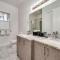 2017 built waterfront home w/ heated pool, hot tub & two master suites - جزيرة ماركو