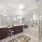 Beauty meets splendor in this beachfront condo Beauty meets splendor in this beachfront condo