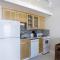 Luxurious beachfront condo with glorious ocean views