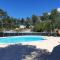 Bungalow de charme dans parc résidentiel piscine - Saint-Pons