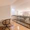 Bonfim Elegant Duplex w/ AC by LovelyStay