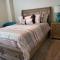 Cactus Rose Villa with 2 Pools 2 Spas Gym - 华盛顿