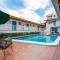 Beachfront Studio with Pool access -M24