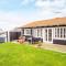 6 person holiday home in Aabenraa-By Traum