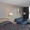 Red Carpet Inn - Louisville