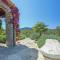 Stone House San Pelegrin