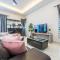 5Bedroom Villa @ Seremban 20pax Netflix Projector Pool